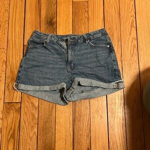 American Eagle cuffed Jean shorts